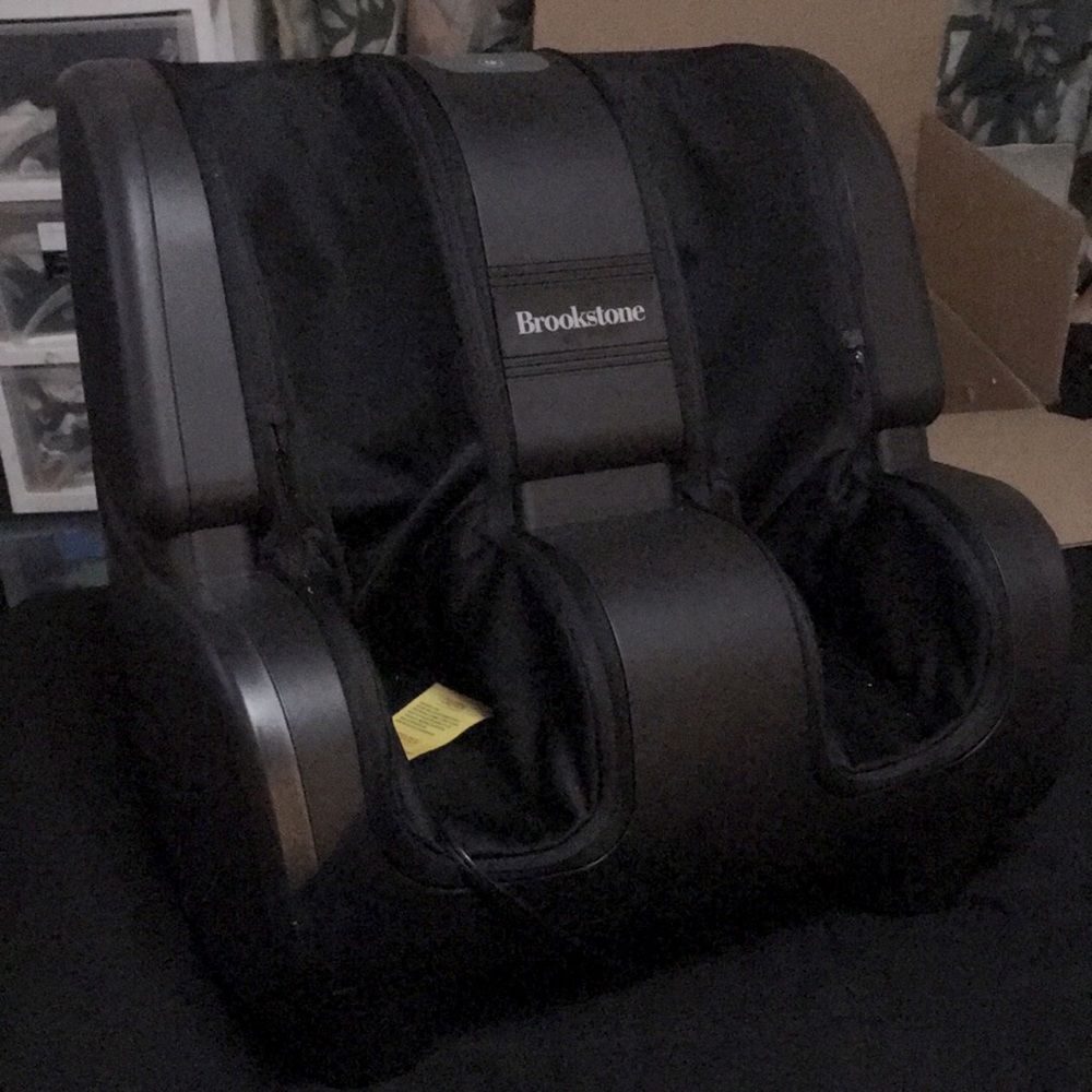 I am selling a TheraSqueeze Pro Foot and Calf Massager.